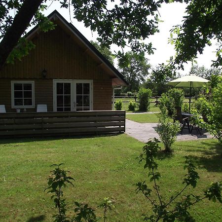 Vakantiehuisjes Landgoed Sonneborghe Kollumerzwaag Exteriör bild