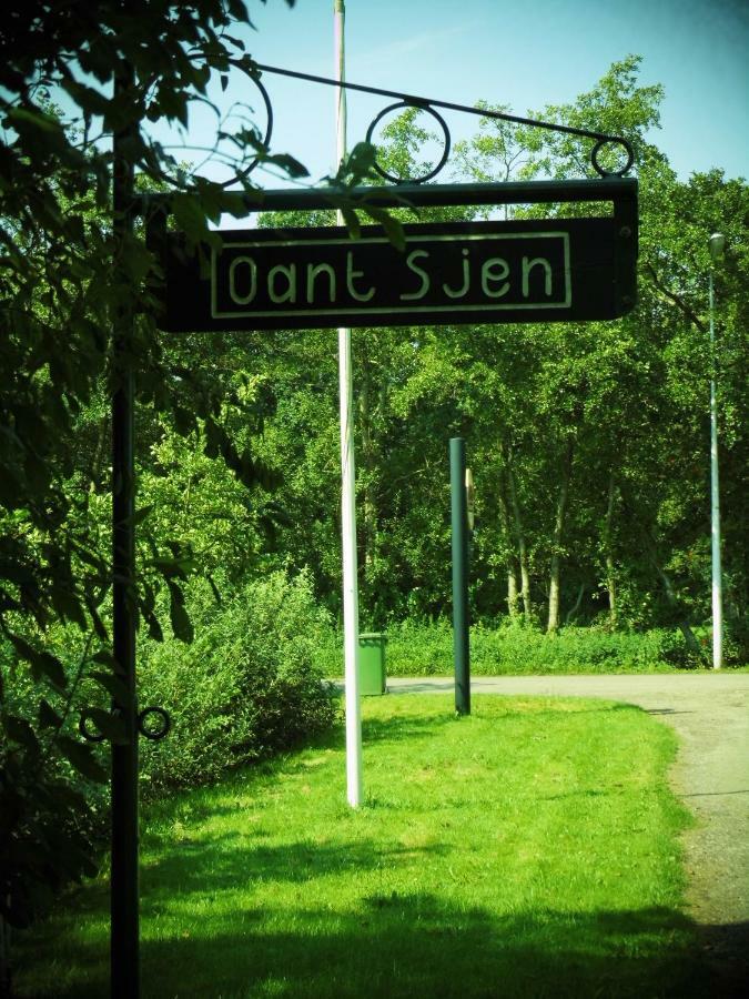 Vakantiehuisjes Landgoed Sonneborghe Kollumerzwaag Exteriör bild